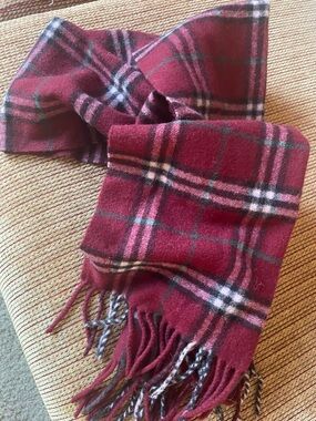 Authentic Burberry lambswool, red scarf, rare color way